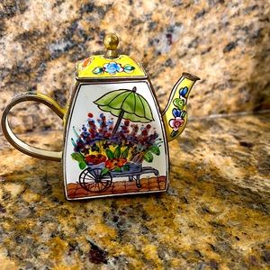 Kelvin Chen floral Teapot miniature Collectible